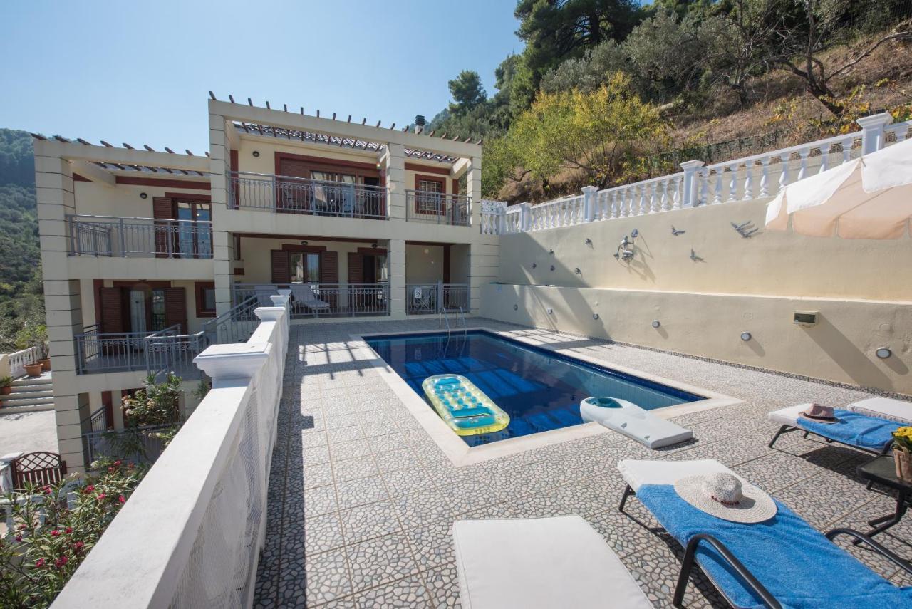 Gallis Villa Pefkias Bagian luar foto